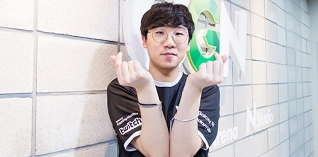 但在虚拟评 但在虚拟评