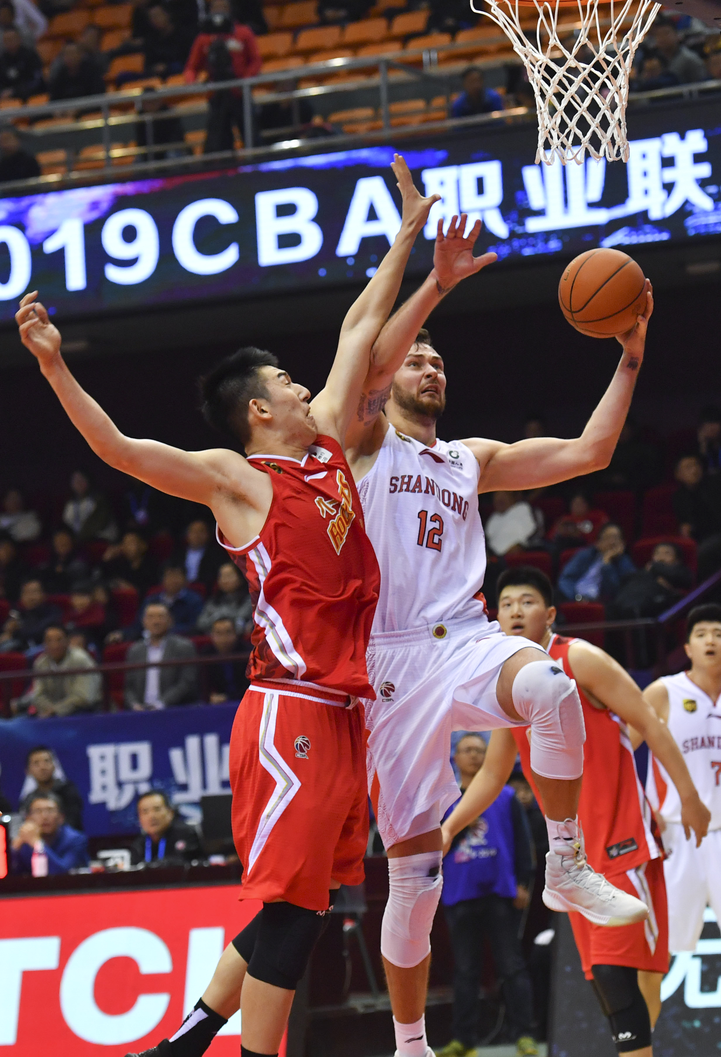 维尼修斯落 维尼修斯落