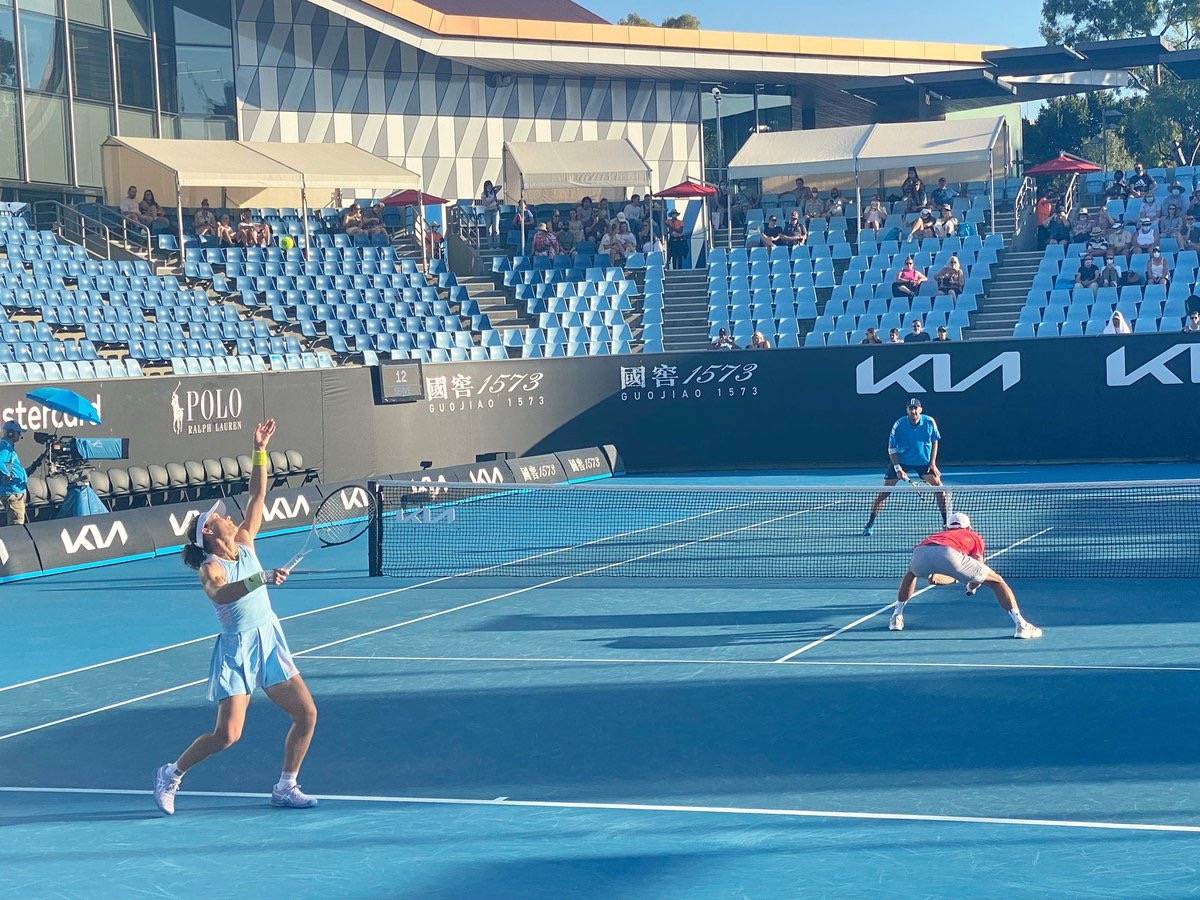 场内交出了 场内交出了